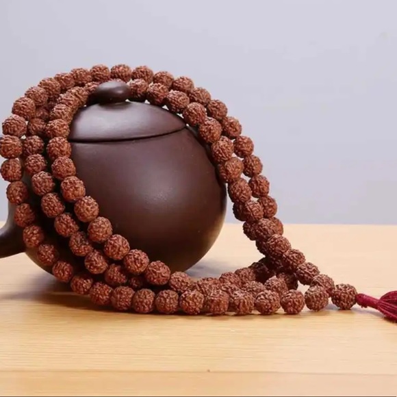 Rudraksha seed meditation prayer bead mala - Picture 7 of 7